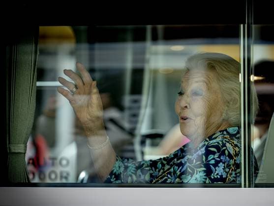 Bonaire, The Netherlands, 2025-11-19 19:53:27 BONAIRE, November 19, 2025. Princess Beatrix visits Bonaire. The visit focuses on the work of the Dutch Caribbean Nature Alliance (DCNA) and social initiatives on the islands. The Princess is the patron of DCNA. PHOTO: NLBeeld Albert Nieboer Credit: NL Beeld Patrick van Emst  Copyright: xx x