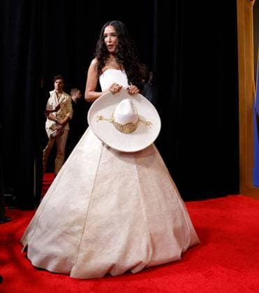 M?RIAH arrives on the red carpet for the 59th CMA Awards in Nashville, Tennessee, on Wednesday, November 19, 2025.  NAS20251119104 JOHNxANGELILLO