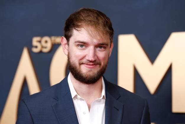 Blake Pendergrass arrives on the red carpet for the 59th CMA Awards in Nashville, Tennessee, on Wednesday, November 19, 2025.  NAS20251119144 JOHNxANGELILLO