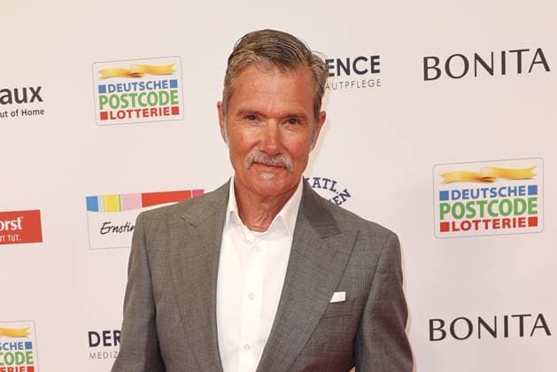 John Juergens at the Goldene Bild der Frau award ceremony on 19 11 2025 at the Stage Theater in Hamburg Goldene Bild der Frau award ceremony 2025 in Hamburg