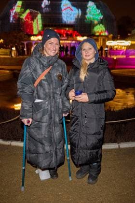Eva Mona Rodekirchen with daughter Martha Opening of the Christmas Garden Berlin 2025 in the Botanical Garden Berlin on 19 11 2025 Christmas Garden Berlin 2025