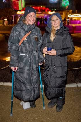 Eva Mona Rodekirchen with daughter Martha Opening of the Christmas Garden Berlin 2025 in the Botanical Garden Berlin on 19 11 2025 Christmas Garden Berlin 2025