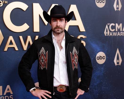 Dustin Haney arrives on the red carpet for the 59th CMA Awards in Nashville, Tennessee, on Wednesday, November 19, 2025.  NAS20251119170 JOHNxANGELILLO