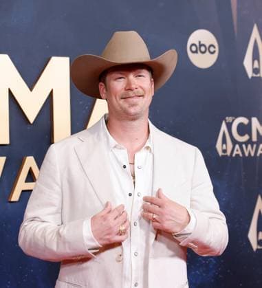 Brian Kelley arrives on the red carpet for the 59th CMA Awards in Nashville, Tennessee, on Wednesday, November 19, 2025.  NAS20251119172 JOHNxANGELILLO