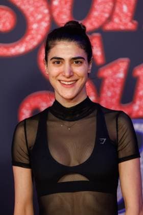 Premiere Song Sung Blue Melissa Bellissima at the European premiere of the movie Song Sung Blue at the Zoo Palast on 19 11 2025 in Berlin Copyright: xEventpressxKochanx