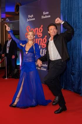 Premiere Song Sung Blue Kate Hudson and Hugh Jackman at the European premiere of the movie Song Sung Blue at Zoo Palast on 19 11 2025 in Berlin Copyright: xEventpressxKochanx