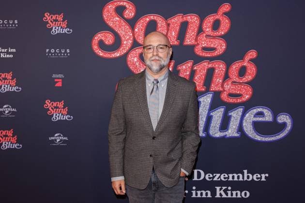 Premiere Song Sung Blue Craig Brewer at the European premiere of the movie Song Sung Blue at the Zoo Palast on 19 11 2025 in Berlin Copyright: xEventpressxKochanx