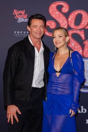 Premiere Song Sung Blue Hugh Jackman and Kate Hudson at the European premiere of the movie Song Sung Blue at the Zoo Palast on 19 11 2025 in Berlin Copyright: xEventpressxKochanx