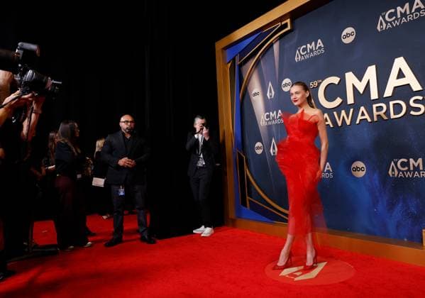 Kelsea Ballerini arrives on the red carpet for the 59th CMA Awards in Nashville, Tennessee, on Wednesday, November 19, 2025.  NAS20251119234 JOHNxANGELILLO