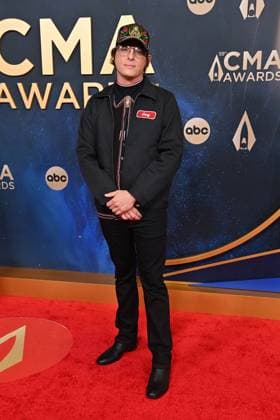 59th Annual CMA Awards - Arrivals Stephen Wilson Jr. arriving at the 59th Annual Country Music Association Awards held at the Bridgestone Arena on November 19, 2025 in Nashville, TN. Nashville Bridgestone Arena Tennessee USA Copyright: xOConnor-Arroyo AFF-USA.comx