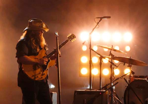 Chris Stapleton performs onstage during the 59th CMA Awards at the Bridgestone Arena in Nashville, Tennessee, on Wednesday, November 19, 2025.  NAS202511197297 JOHNxANGELILLO
