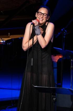 JAZZMADRID concert at the Fernanda Gómez Theatre in Madrid, Spain - 19 Nov 2025 Leonor Watling performs during the JAZZMADRID concert at the Fernanda Gómez Theatre in Madrid. Madrid Spain Copyright: xAtilanoxGarciax xSOPAxImagesx photo00994