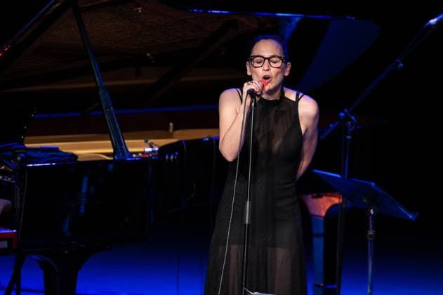 JAZZMADRID concert at the Fernanda Gómez Theatre in Madrid, Spain - 19 Nov 2025 Leonor Watling performs during the JAZZMADRID concert at the Fernanda Gómez Theatre in Madrid. Madrid Spain Copyright: xAtilanoxGarciax xSOPAxImagesx photo00995