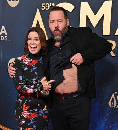 59th Annual CMA Awards - Arrivals LeeAnn Kreischer and Bert Kreischer arriving at the 59th Annual Country Music Association Awards held at the Bridgestone Arena on November 19, 2025 in Nashville, TN. Nashville Bridgestone Arena Tennessee USA Copyright: xOConnor-Arroyo AFF-USA.comx