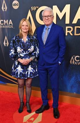 59th Annual CMA Awards - Arrivals Alison Brown and Steve Martin arriving at the 59th Annual Country Music Association Awards held at the Bridgestone Arena on November 19, 2025 in Nashville, TN. Nashville Bridgestone Arena Tennessee USA Copyright: xOConnor-Arroyo AFF-USA.comx