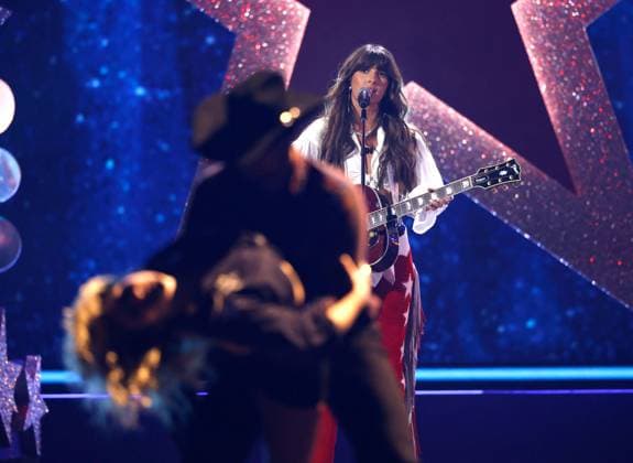 Ella Langley performs onstage during the 59th CMA Awards at the Bridgestone Arena in Nashville, Tennessee, on Wednesday, November 19, 2025.  NAS20251119351 JOHNxANGELILLO