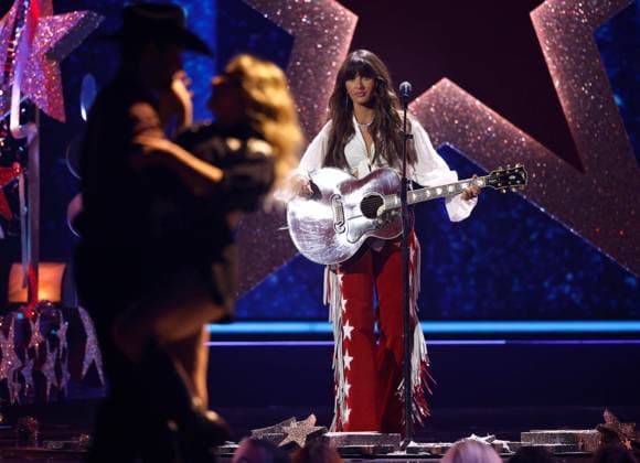 Ella Langley performs onstage during the 59th CMA Awards at the Bridgestone Arena in Nashville, Tennessee, on Wednesday, November 19, 2025.  NAS20251119353 JOHNxANGELILLO