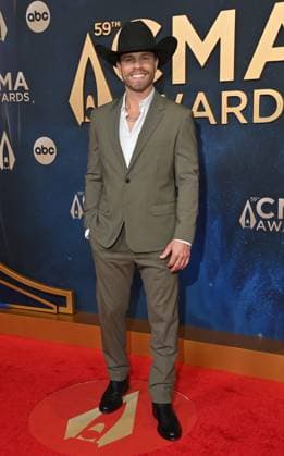 59th Annual CMA Awards - Arrivals Dustin Lynch arriving at the 59th Annual Country Music Association Awards held at the Bridgestone Arena on November 19, 2025 in Nashville, TN. Nashville Bridgestone Arena Tennessee USA Copyright: xOConnor-Arroyo AFF-USA.comx
