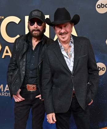 59th Annual CMA Awards - Arrivals Ronnie Dunn and Kix Brooks arriving at the 59th Annual Country Music Association Awards held at the Bridgestone Arena on November 19, 2025 in Nashville, TN. Nashville Bridgestone Arena Tennessee USA Copyright: xOConnor-Arroyo AFF-USA.comx