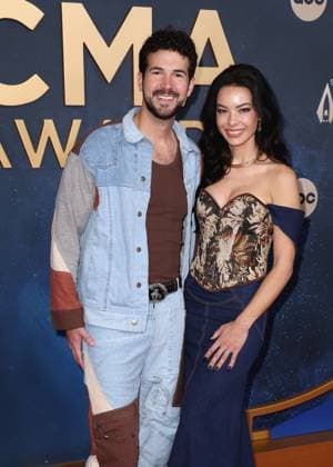 59th Annual CMA Awards - Arrivals Ben Johnson arriving at the 59th Annual Country Music Association Awards held at the Bridgestone Arena on November 19, 2025 in Nashville, TN. Nashville Bridgestone Arena Tennessee USA Copyright: xCurtisxHilbunx xAFF-USA.COMx
