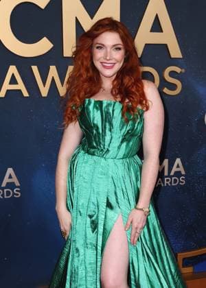 59th Annual CMA Awards - Arrivals Caylee Hammack arriving at the 59th Annual Country Music Association Awards held at the Bridgestone Arena on November 19, 2025 in Nashville, TN. Nashville Bridgestone Arena Tennessee USA Copyright: xCurtisxHilbunx xAFF-USA.COMx