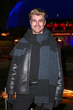 Linus Weber bei der Eröffnung des Christmas Garden 2025 im Botanischen Garten Berlin. Berlin, 19.11.2025 Foto:xN.xKubelkax xFuturexImagex christmas_garden_5101