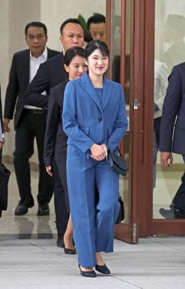 Japan Princess Aiko in Laos Japanese Princess Aiko arrives at Vientiane station on her way to Luang Prabang, an ancient Lao capital, on the fourth day of her six-day official trip to Laos on Nov. 20, 2025. (Pool photo)  A14AA0005047954P