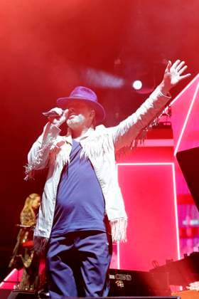 19 11 2025, Jamiroquai, singer Jay Kay, in concert at the Uber Arena in Berlin, pop, music, British acid jazz funk band, Berlin Germany, Germany