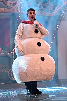 Crazy Christmas Our favorite Christmas songs Paul Reeves on the occasion of the live show Crazy Christmas Our favorite Christmas songs on 19 11 2025 at Europapark Rust 20251119MWI095017