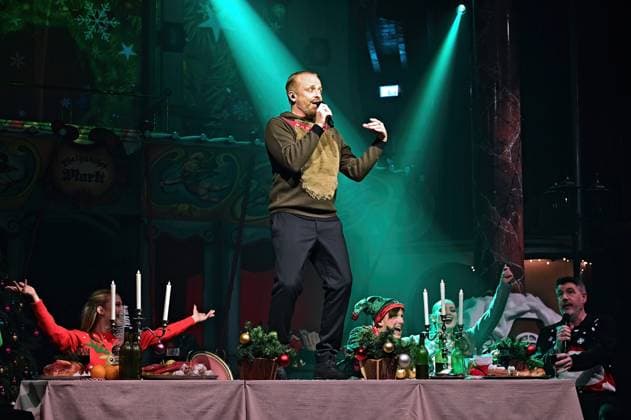 Crazy Christmas Our favorite Christmas songs Paul Reeves and Ross Antony on the occasion of the live show Crazy Christmas Our favorite Christmas songs on 19 11 2025 at Europapark Rust 20251119MWI095120