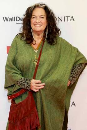abb Gabo photographer as a guest on the red carpet at the award ceremony of the Golden Image of Women 2025 at the Theater im Hafen on 19 11 2025 in Hamburg Hamburg Germany
