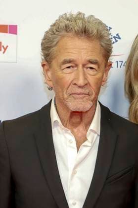 abb Peter Maffay as a guest on the red carpet at the award ceremony of the Golden Image of Women 2025 at the Theater im Hafen on 19 11 2025 in Hamburg Hamburg Germany