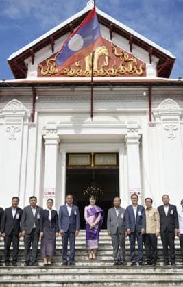 Japan Princess Aiko in Laos Japanese Princess Aiko (C) poses for a photo at the National Museum in the ancient Lao capital of Luang Prabang during her official trip to Laos on Nov. 20, 2025. (Pool photo)  A14AA0005048114P