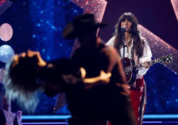 Ella Langley performs at the 59th CMA Awards at the Bridgestone Arena in Nashville, Tennessee, on Wednesday, November 19, 2025.  NAS202511192020 JOHNxANGELILLO