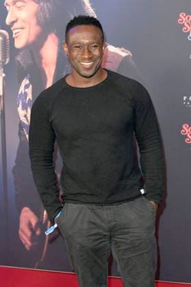 Jerry Kwarteng at the European premiere of the movie Song Sung Blue at Zoo Palast Berlin, 19 11 2025 Foto:xM.xBehrensx xFuturexImagex blue_5107