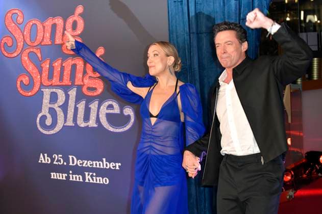Kate Hudson and Hugh Jackman at the European premiere of the movie Song Sung Blue at Zoo Palast Berlin, 19 11 2025 Foto:xM.xBehrensx xFuturexImagex blue_5145