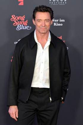 Hugh Jackman at the European premiere of the movie Song Sung Blue at Zoo Palast Berlin, 19 11 2025 Foto:xM.xBehrensx xFuturexImagex blue_5157