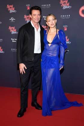abb Hugh Jackman and Kate Hudson as guests on the red carpet at the European premiere of the movie Song Sung Blue at Zoo Palast Berlin on 19 11 2025 in Berlin Berlin Germany