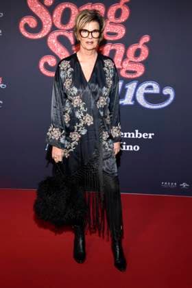 abb Andrea Eggers as a guest on the red carpet at the European premiere of the movie Song Sung Blue at Zoo Palast Berlin on 19 11 2025 in Berlin Berlin Germany