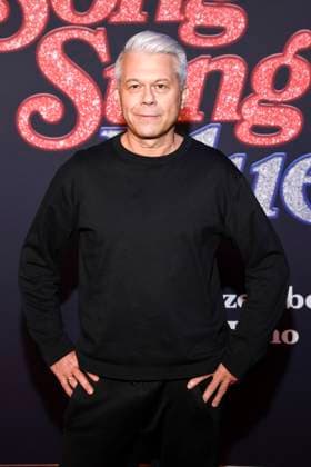 abb Markus Kavka as a guest on the red carpet at the European premiere of the movie Song Sung Blue at Zoo Palast Berlin on 19 11 2025 in Berlin Berlin Germany