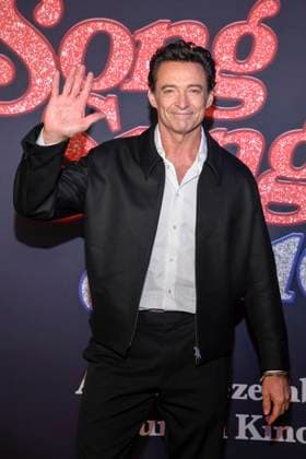 abb Hugh Jackman on the red carpet at the European premiere of the movie Song Sung Blue at Zoo Palast Berlin on 19 11 2025 in Berlin Berlin Germany