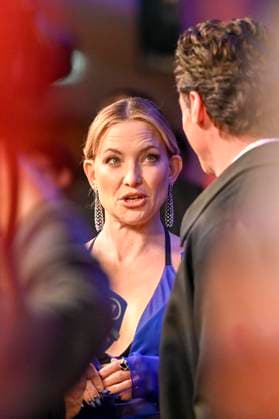 abb Hugh Jackman and Kate Hudson as guests on the red carpet at the European premiere of the movie Song Sung Blue at Zoo Palast Berlin on 19 11 2025 in Berlin Berlin Germany