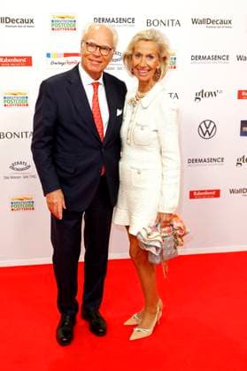 Ulrich Tröger und Christina Tröger bei der 18. Verleihung der Goldenen Bild der Frau 2025 im Stage Theater im Hafen. Hamburg, 19.11.2025 Foto:xC.xTamckex xFuturexImagex goldene_bild_5122