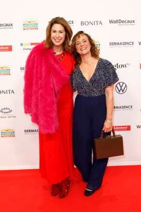 Madita van Hülsen und Kate Kitchenham bei der 18. Verleihung der Goldenen Bild der Frau 2025 im Stage Theater im Hafen. Hamburg, 19.11.2025 Foto:xC.xTamckex xFuturexImagex goldene_bild_5183