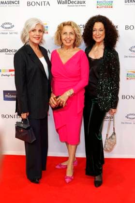 Birgit Schrowange, Michaela May und Barbara Wussow bei der 18. Verleihung der Goldenen Bild der Frau 2025 im Stage Theater im Hafen. Hamburg, 19.11.2025 Foto:xC.xTamckex xFuturexImagex goldene_bild_5224