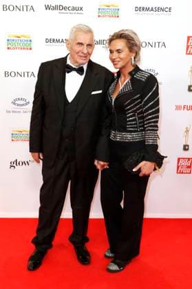 Heinz Hoenig mit Ehefrau Annika Kärsten-Hoenig bei der 18. Verleihung der Goldenen Bild der Frau 2025 im Stage Theater im Hafen. Hamburg, 19.11.2025 Foto:xC.xTamckex xFuturexImagex goldene_bild_5246