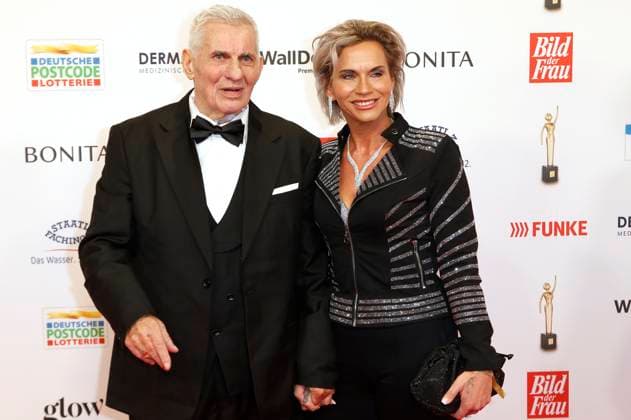 Heinz Hoenig mit Ehefrau Annika Kärsten-Hoenig bei der 18. Verleihung der Goldenen Bild der Frau 2025 im Stage Theater im Hafen. Hamburg, 19.11.2025 Foto:xC.xTamckex xFuturexImagex goldene_bild_5252