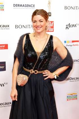 Nina Bott bei der 18. Verleihung der Goldenen Bild der Frau 2025 im Stage Theater im Hafen. Hamburg, 19.11.2025 Foto:xC.xTamckex xFuturexImagex goldene_bild_5271