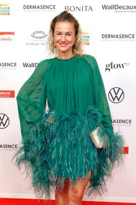 Rhea Harder-Vennewald bei der 18. Verleihung der Goldenen Bild der Frau 2025 im Stage Theater im Hafen. Hamburg, 19.11.2025 Foto:xC.xTamckex xFuturexImagex goldene_bild_5280