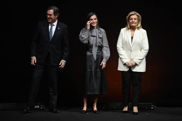 40th anniversary of the creation of the CEOE Foundation The President of the CEOE, Antonio Garamendi, Queen Letizia and the President of the CEOE Foundation, Fátima Bánez, attend the celebration of the 40th anniversary of the creation of the CEOE Foundation at the Teatro Real in Madrid, on November 20, 2025, in Madrid Spain The event aims to highlight the role of Spanish companies as important players in the progress, modernization and welfare of Spanish society ANNIVERSARY ACT CEOE EMPRESAS 20 NOVEMBER 2025 José Madrid Madrid Madrid Spain  Copyright: xJosÃ xOlivax 7112632